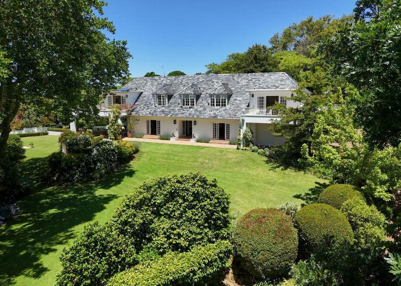 6 Bedroom Property for Sale in Constantia Upper Western Cape